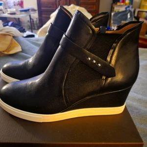 Paolo Freshton-L Black Leather Sneaker size 12M worn once